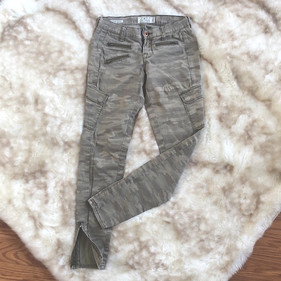 Luckybrand Skinny Cargo Jeans - Picture 3 of 5
